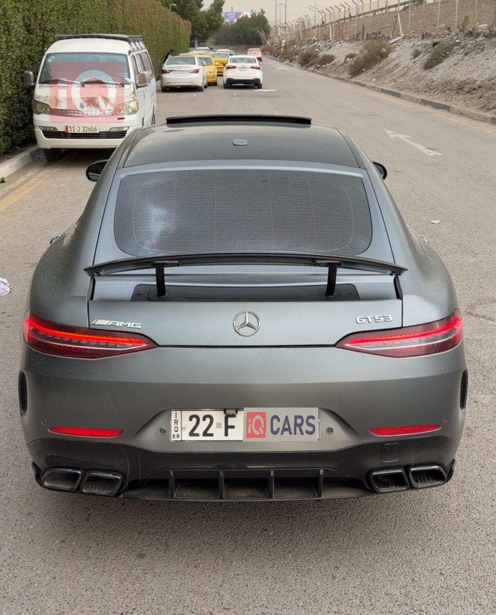 مرسيدس بنز اي ام جي جي تي 4 دور كوبيه